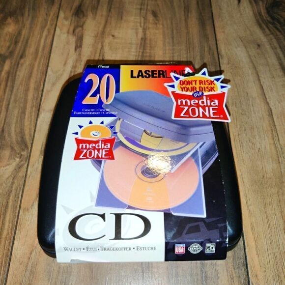 Mead Laserline Vintage 20 Capacity CD Rom/Disc Wallet Made in USA. Has some wear - Picture 1 of 6